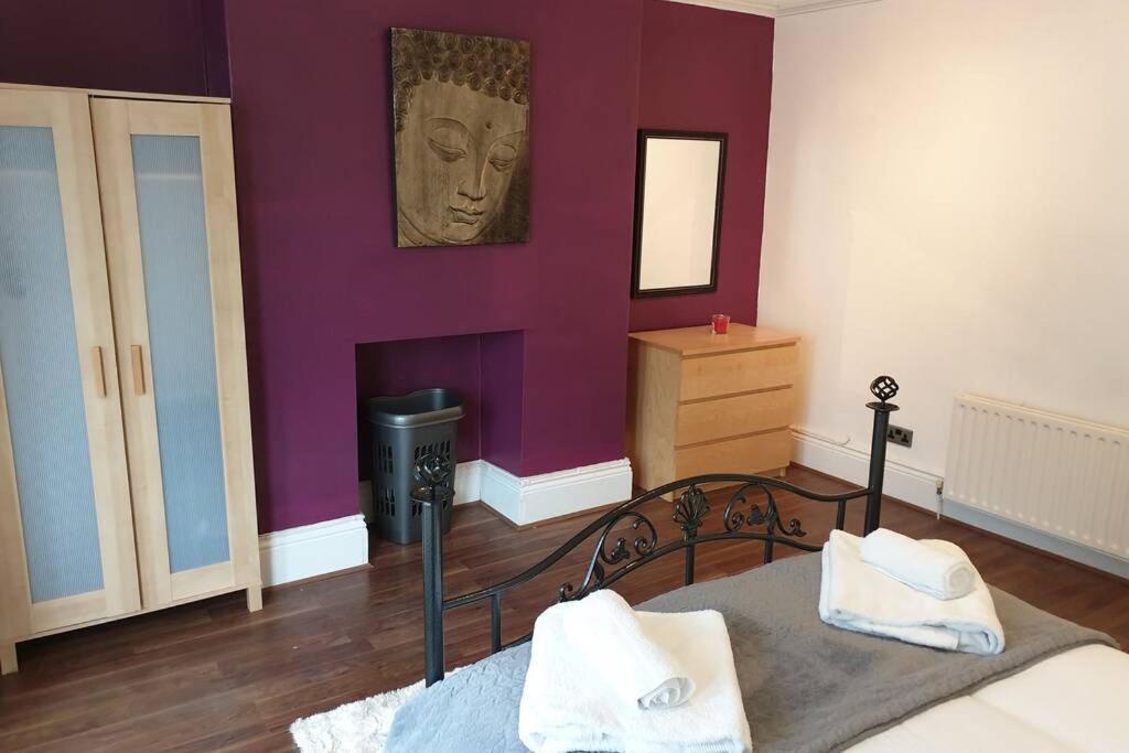 South Shield'S Hidden Gem Garnet 3 Bedroom Apartment Sleeps 6 Guests South Shields Eksteriør billede